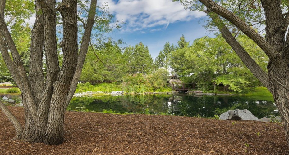 234009 48 Street, De Winton, Alberta T0L0X0, 5 Bedrooms Bedrooms, ,6 BathroomsBathrooms,Residential,For Sale,48,A2297588