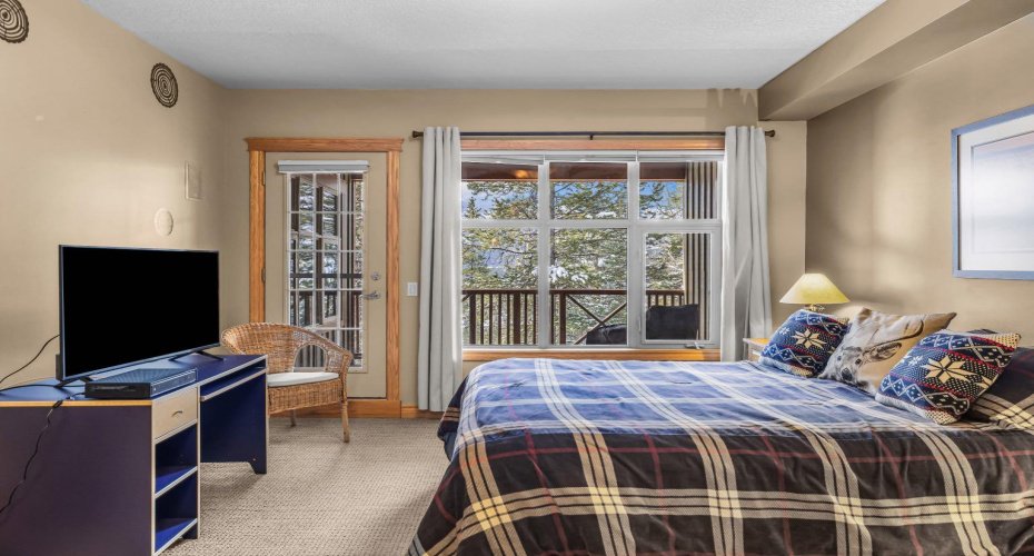 3 Aspen Glen, Canmore, Alberta T1W 1A6, 3 Bedrooms Bedrooms, ,2 BathroomsBathrooms,Residential,For Sale,Aspen,A2298095