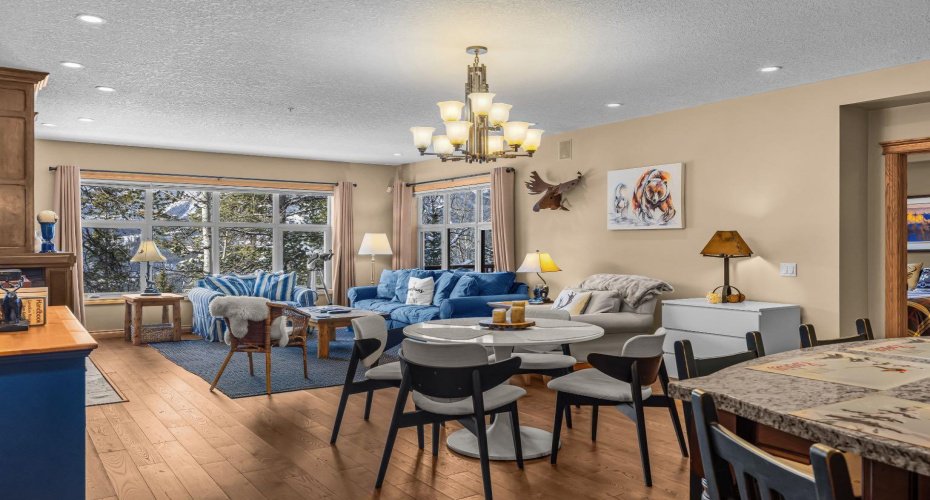 3 Aspen Glen, Canmore, Alberta T1W 1A6, 3 Bedrooms Bedrooms, ,2 BathroomsBathrooms,Residential,For Sale,Aspen,A2298095