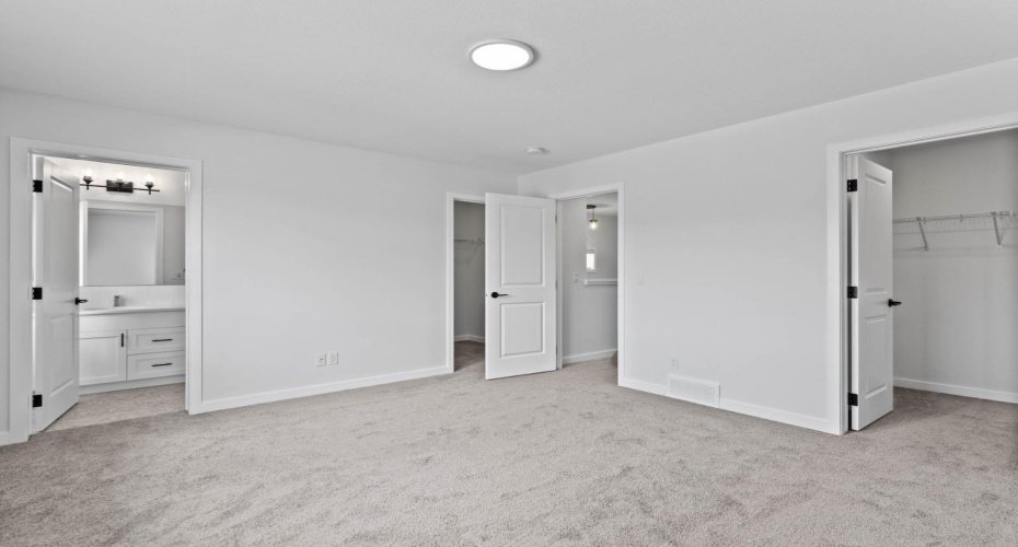 231 Vista Road, Crossfield, Alberta T0M 0S0, 4 Bedrooms Bedrooms, ,3 BathroomsBathrooms,Residential,For Sale,Vista,A2298496