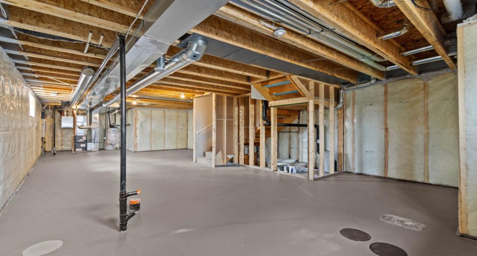 231 Vista Road, Crossfield, Alberta T0M 0S0, 4 Bedrooms Bedrooms, ,3 BathroomsBathrooms,Residential,For Sale,Vista,A2298496