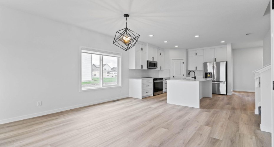 231 Vista Road, Crossfield, Alberta T0M 0S0, 4 Bedrooms Bedrooms, ,3 BathroomsBathrooms,Residential,For Sale,Vista,A2298496