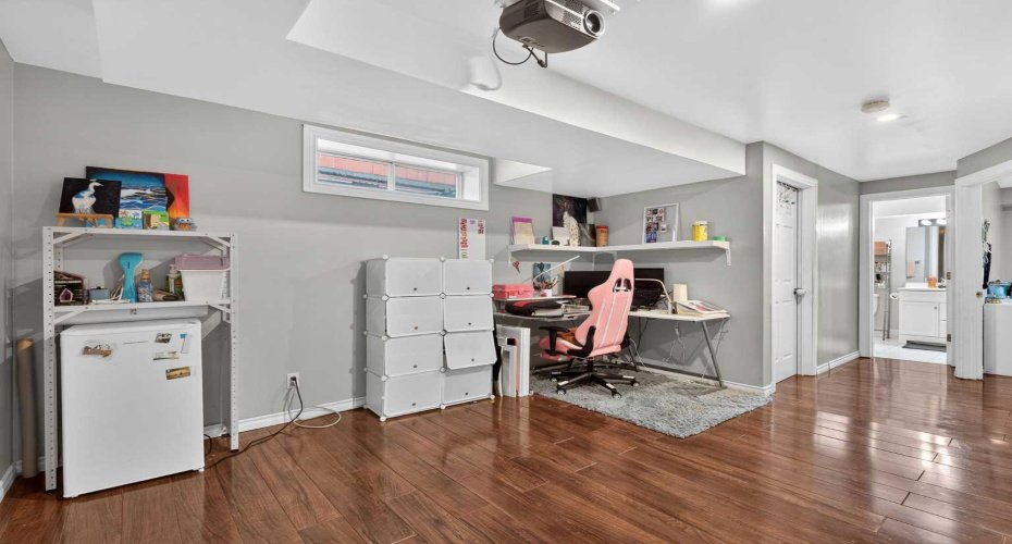 14 Hidden Ranch Hill, Calgary, Alberta T3A 5X6, 4 Bedrooms Bedrooms, ,3 BathroomsBathrooms,Residential,For Sale,Hidden Ranch,A2298503