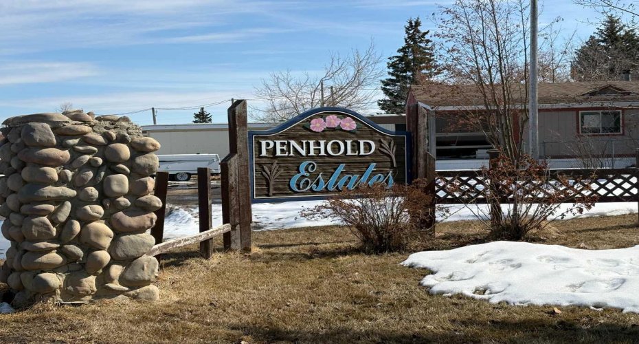 4000 Minto Street, Penhold, Alberta T0M 1R0, 3 Bedrooms Bedrooms, ,2 BathroomsBathrooms,Mobile,For Sale,Minto,A2298878