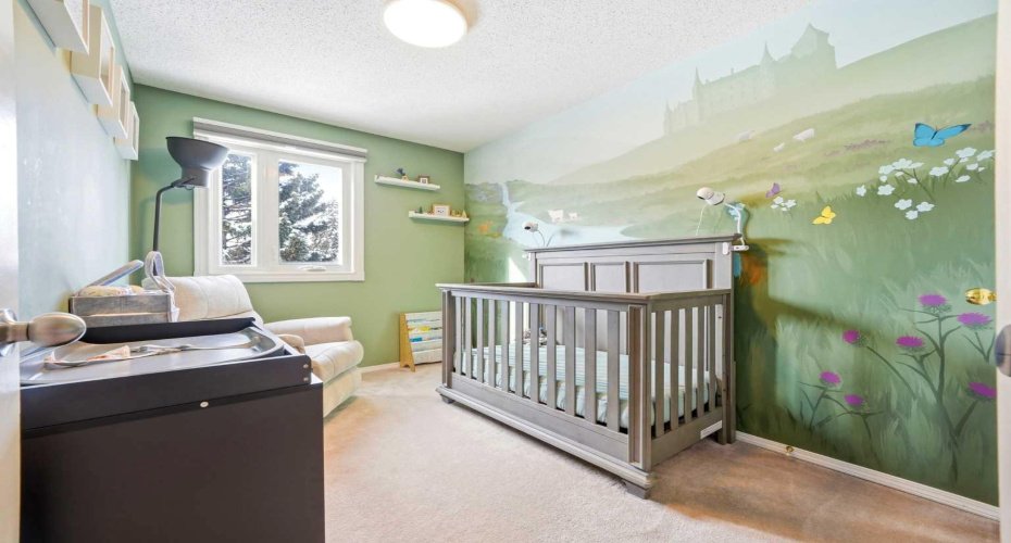 773 Kingsmere Crescent, Calgary, Alberta T2V 2H9, 3 Bedrooms Bedrooms, ,2 BathroomsBathrooms,Residential,For Sale,Kingsmere,A2299143