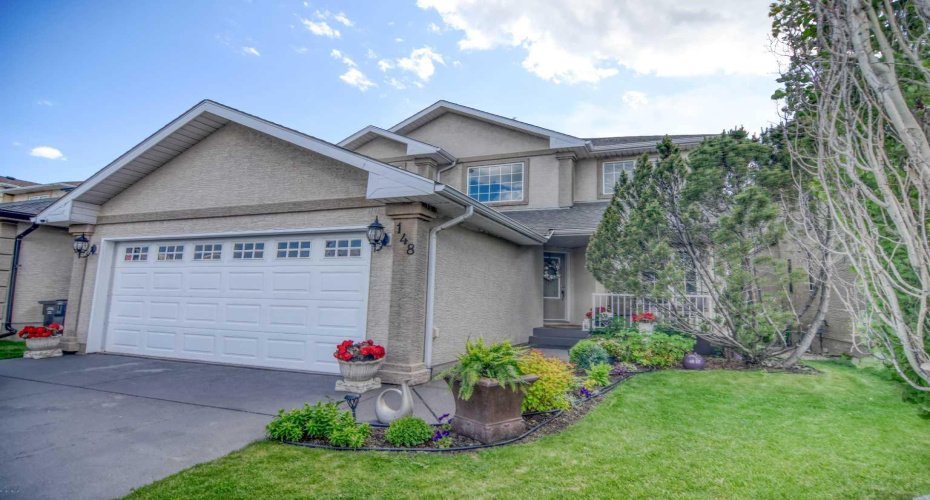 148 Scenic View Close, Calgary, Alberta T3L1Z4, 4 Bedrooms Bedrooms, ,4 BathroomsBathrooms,Residential,For Sale,Scenic View,A2300501