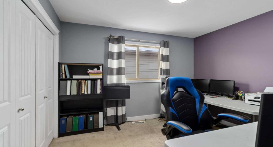 117 Violet Street, Fort McMurray, Alberta T9K 0H2, 5 Bedrooms Bedrooms, ,3 BathroomsBathrooms,Residential,For Sale,Violet,A2300667