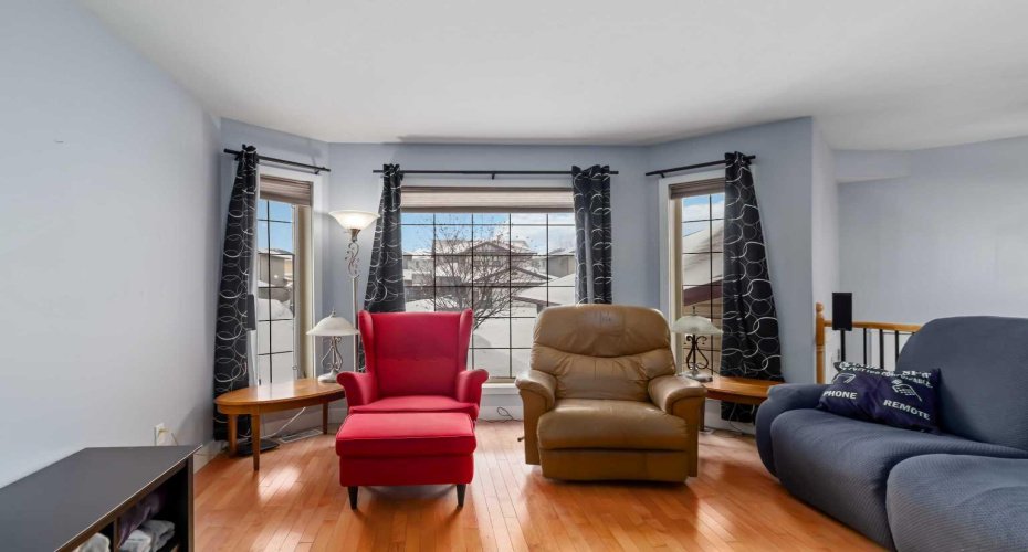 117 Violet Street, Fort McMurray, Alberta T9K 0H2, 5 Bedrooms Bedrooms, ,3 BathroomsBathrooms,Residential,For Sale,Violet,A2300667