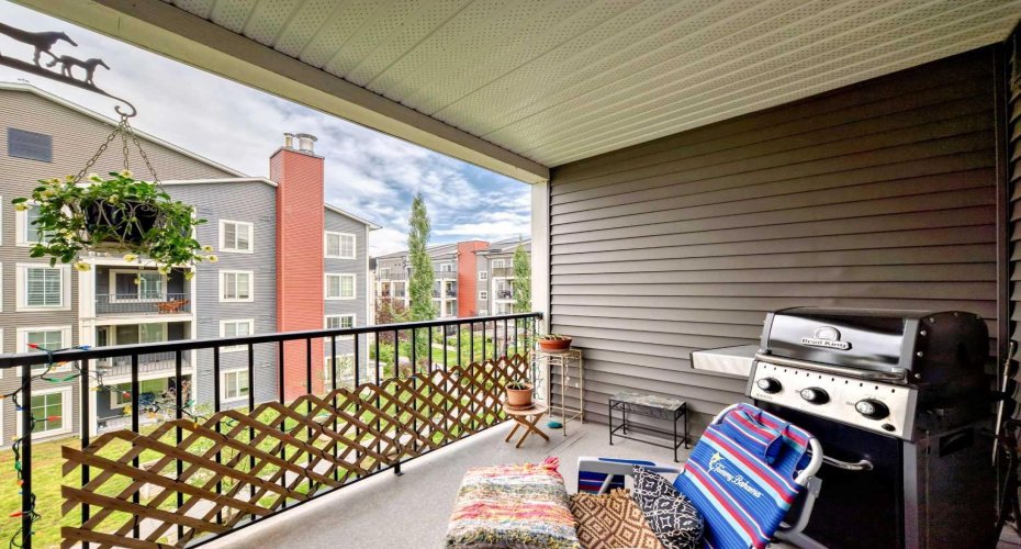 755 Copperpond Boulevard, Calgary, Alberta T2Z4R2, 1 Bedroom Bedrooms, ,1 BathroomBathrooms,Residential,For Sale,Copperpond,A2300950