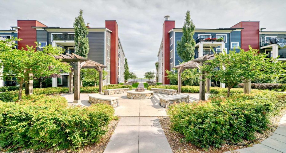 Community Space/Firepit