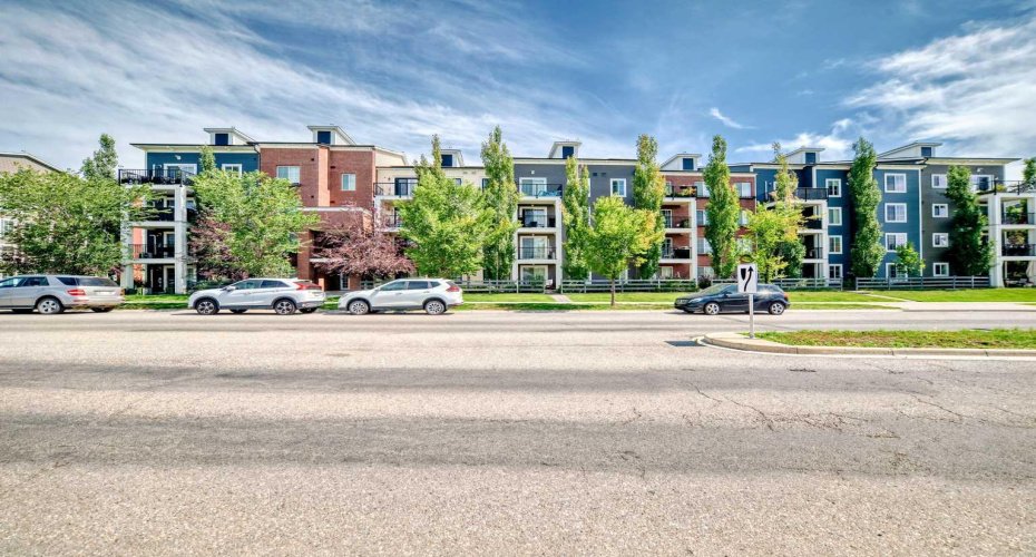 755 Copperpond Boulevard, Calgary, Alberta T2Z4R2, 1 Bedroom Bedrooms, ,1 BathroomBathrooms,Residential,For Sale,Copperpond,A2300950