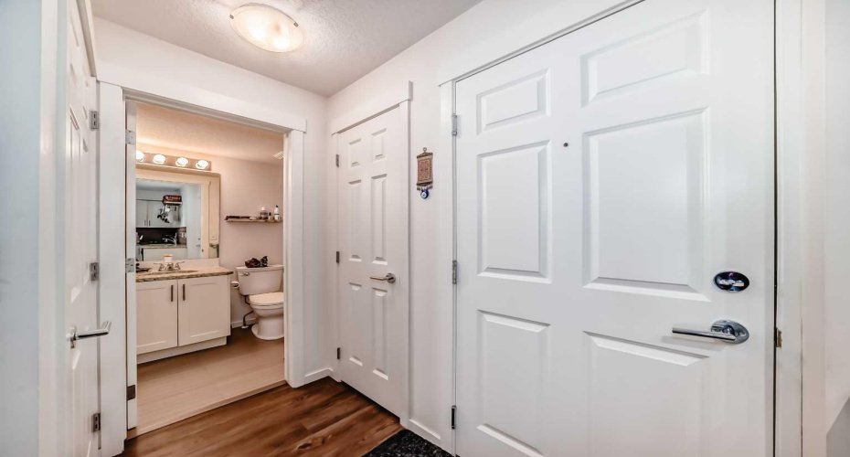 755 Copperpond Boulevard, Calgary, Alberta T2Z4R2, 1 Bedroom Bedrooms, ,1 BathroomBathrooms,Residential,For Sale,Copperpond,A2300950