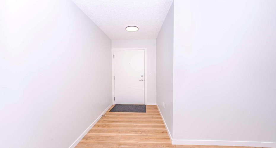 40 Carrington Plaza, Calgary, Alberta T3P 1X7, 2 Bedrooms Bedrooms, ,2 BathroomsBathrooms,Residential,For Sale,Carrington,A2301038