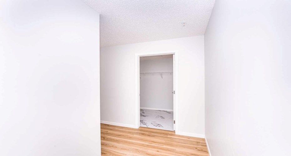 40 Carrington Plaza, Calgary, Alberta T3P 1X7, 2 Bedrooms Bedrooms, ,2 BathroomsBathrooms,Residential,For Sale,Carrington,A2301038