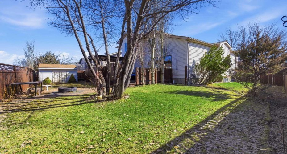 105 Crystalridge Drive, Okotoks, Alberta T1S 1P4, 5 Bedrooms Bedrooms, ,4 BathroomsBathrooms,Residential,For Sale,Crystalridge,A2301384