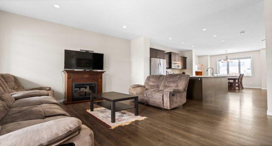 53 Amery Crescent, Crossfield, Alberta T0M 0S0, 3 Bedrooms Bedrooms, ,3 BathroomsBathrooms,Residential,For Sale,Amery,A2301531