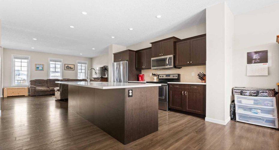 53 Amery Crescent, Crossfield, Alberta T0M 0S0, 3 Bedrooms Bedrooms, ,3 BathroomsBathrooms,Residential,For Sale,Amery,A2301531