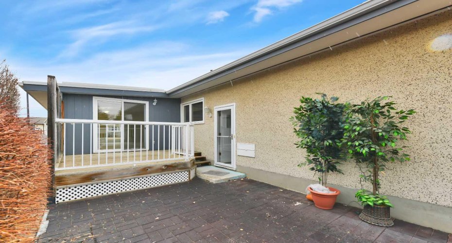 3333 43 Avenue, Red Deer, Alberta T4N3B2, 4 Bedrooms Bedrooms, ,2 BathroomsBathrooms,Residential,For Sale,43,A2301561