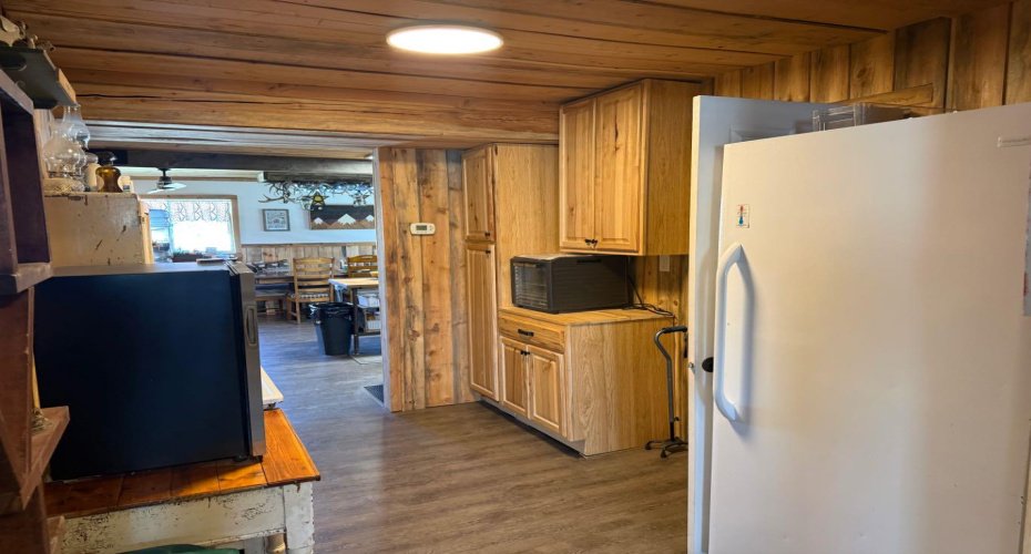 205 Hamilton Avenue, Lundbreck, Alberta T0K 1H0, 3 Bedrooms Bedrooms, ,2 BathroomsBathrooms,Residential,For Sale,Hamilton,A2301711