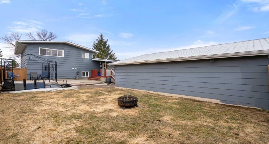 6706 Marler Drive, Camrose, Alberta T4V 3R3, 4 Bedrooms Bedrooms, ,2 BathroomsBathrooms,Residential,For Sale,Marler,A2301769