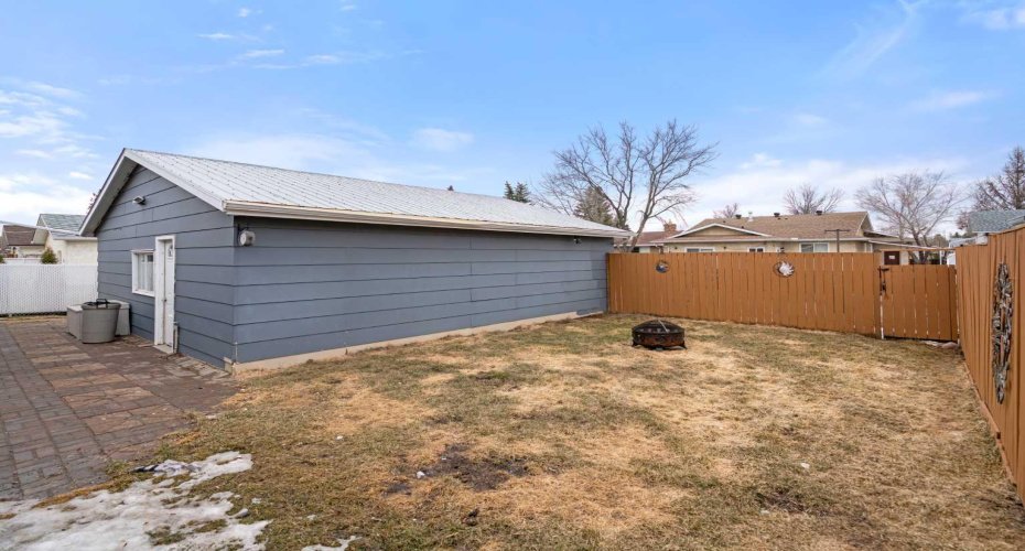 6706 Marler Drive, Camrose, Alberta T4V 3R3, 4 Bedrooms Bedrooms, ,2 BathroomsBathrooms,Residential,For Sale,Marler,A2301769