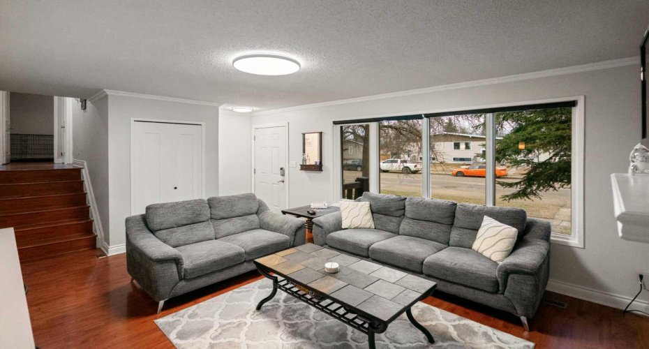 6706 Marler Drive, Camrose, Alberta T4V 3R3, 4 Bedrooms Bedrooms, ,2 BathroomsBathrooms,Residential,For Sale,Marler,A2301769