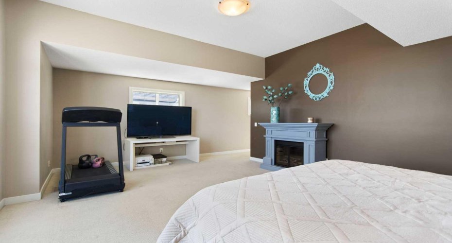 421 Mahogany Court, Calgary, Alberta T3M 0T7, 3 Bedrooms Bedrooms, ,3 BathroomsBathrooms,Residential,For Sale,Mahogany,A2301918