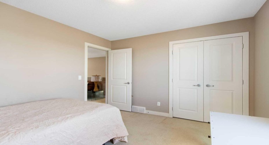 421 Mahogany Court, Calgary, Alberta T3M 0T7, 3 Bedrooms Bedrooms, ,3 BathroomsBathrooms,Residential,For Sale,Mahogany,A2301918