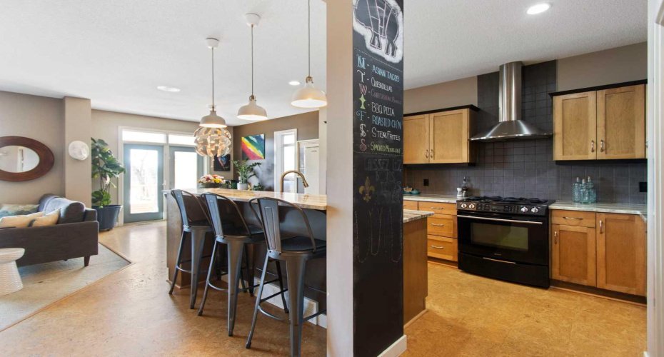 421 Mahogany Court, Calgary, Alberta T3M 0T7, 3 Bedrooms Bedrooms, ,3 BathroomsBathrooms,Residential,For Sale,Mahogany,A2301918