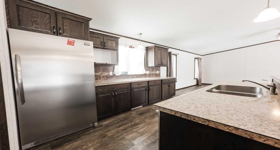 14074 Township Road 1050 Township, Rural Mackenzie County, Alberta T0H2H0, 5 Bedrooms Bedrooms, ,3 BathroomsBathrooms,Residential,For Sale,Township Road 1050,A2302040