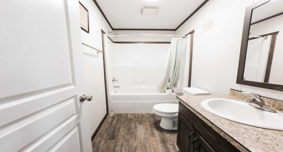 14074 Township Road 1050 Township, Rural Mackenzie County, Alberta T0H2H0, 5 Bedrooms Bedrooms, ,3 BathroomsBathrooms,Residential,For Sale,Township Road 1050,A2302040