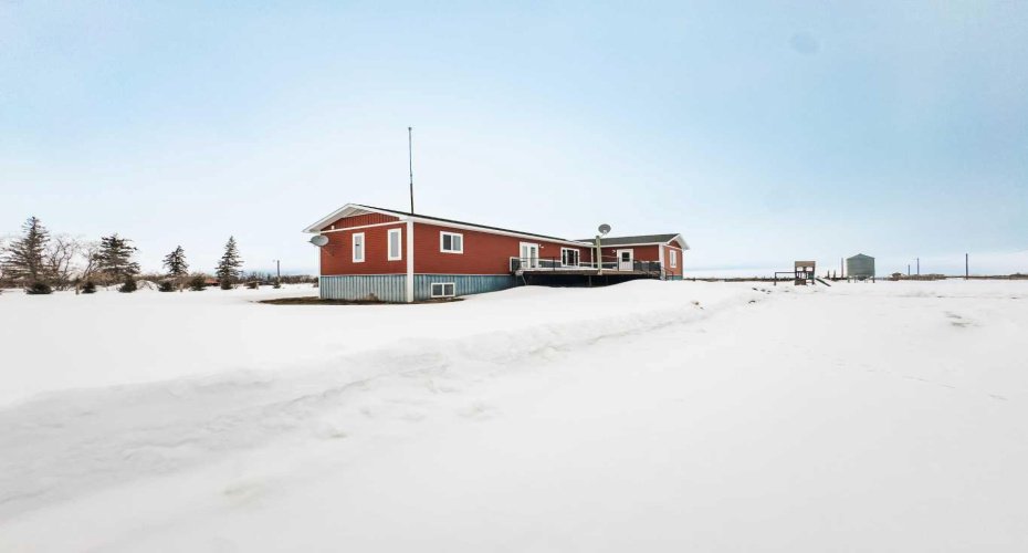 14074 Township Road 1050 Township, Rural Mackenzie County, Alberta T0H2H0, 5 Bedrooms Bedrooms, ,3 BathroomsBathrooms,Residential,For Sale,Township Road 1050,A2302040