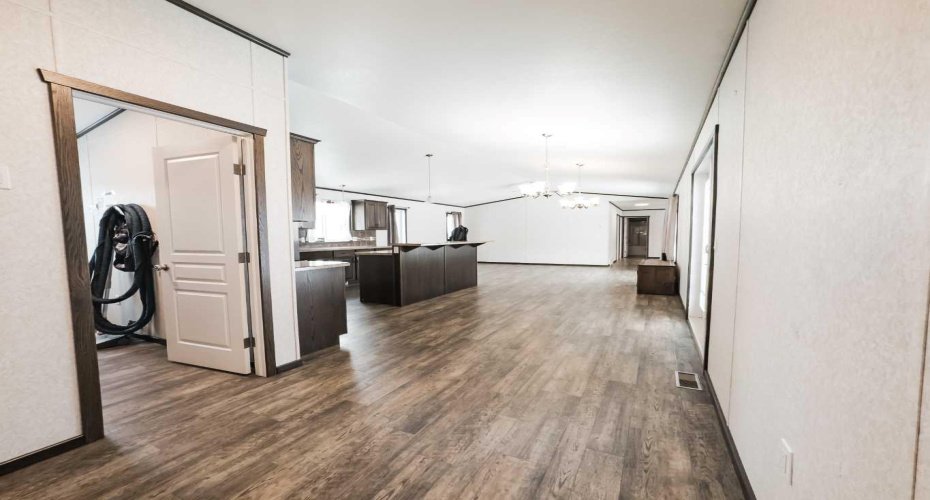 14074 Township Road 1050 Township, Rural Mackenzie County, Alberta T0H2H0, 5 Bedrooms Bedrooms, ,3 BathroomsBathrooms,Residential,For Sale,Township Road 1050,A2302040