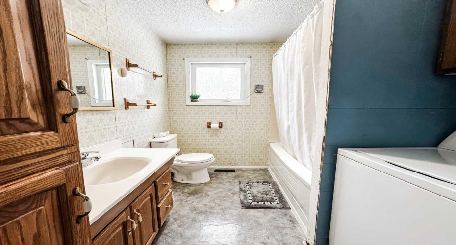 107401 Highway 697 Highway, Rural Mackenzie County, Alberta T0H2H0, 2 Bedrooms Bedrooms, ,1 BathroomBathrooms,Residential,For Sale,Highway 697,A2302061