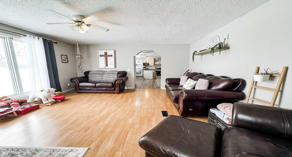 107401 Highway 697 Highway, Rural Mackenzie County, Alberta T0H2H0, 2 Bedrooms Bedrooms, ,1 BathroomBathrooms,Residential,For Sale,Highway 697,A2302061