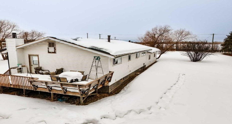 107401 Highway 697 Highway, Rural Mackenzie County, Alberta T0H2H0, 2 Bedrooms Bedrooms, ,1 BathroomBathrooms,Residential,For Sale,Highway 697,A2302061