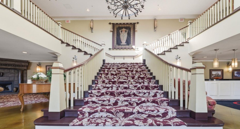 Entrance to the Renaissance