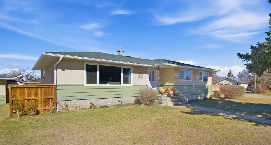 5601 51 Street, Olds, Alberta T4H 1H9, 5 Bedrooms Bedrooms, ,2 BathroomsBathrooms,Residential,For Sale,51,A2302110