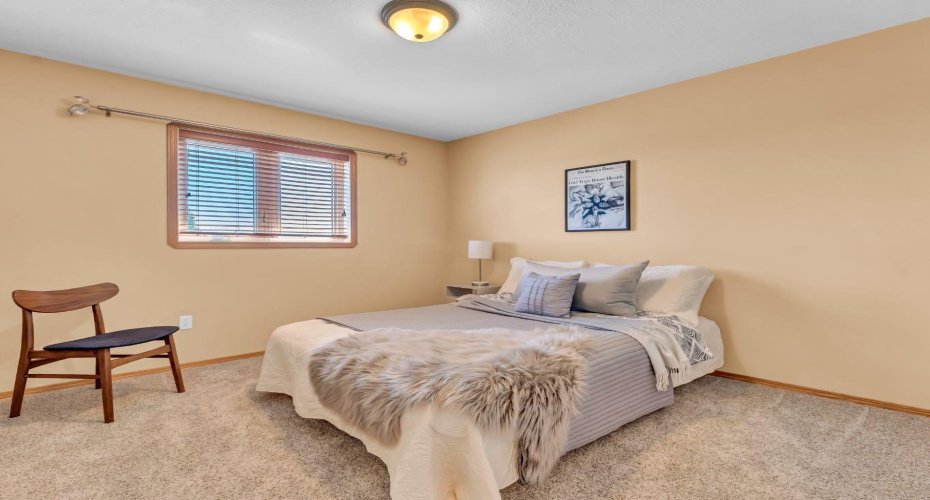 107 Vista Close, Medicine Hat, Alberta T1B0M3, 1 Bedroom Bedrooms, ,4 BathroomsBathrooms,Residential,For Sale,Vista,A2302481