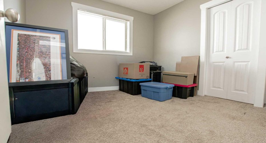 11238 75 Avenue, Grande Prairie, Alberta T8W 0C5, 5 Bedrooms Bedrooms, ,3 BathroomsBathrooms,Residential,For Sale,75,A2302534