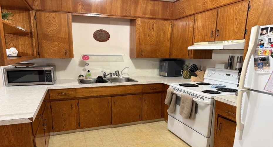 146 McGill Boulevard, Lethbridge, Alberta T1K 4C5, 4 Bedrooms Bedrooms, ,2 BathroomsBathrooms,Residential,For Sale,McGill,A2302679