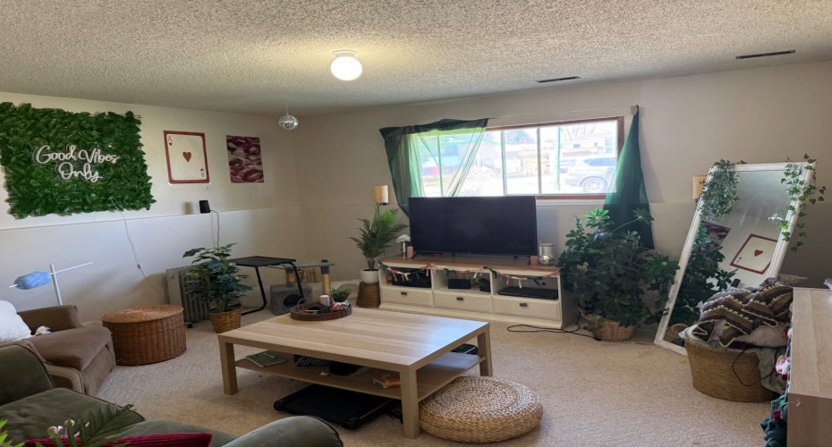 146 McGill Boulevard, Lethbridge, Alberta T1K 4C5, 4 Bedrooms Bedrooms, ,2 BathroomsBathrooms,Residential,For Sale,McGill,A2302679