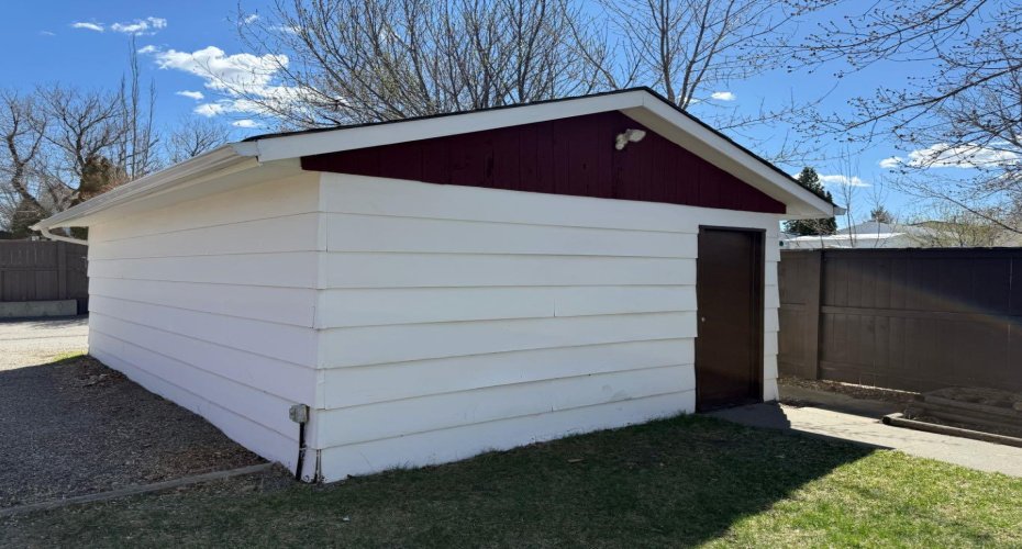 146 McGill Boulevard, Lethbridge, Alberta T1K 4C5, 4 Bedrooms Bedrooms, ,2 BathroomsBathrooms,Residential,For Sale,McGill,A2302679