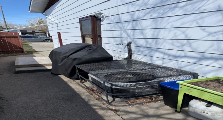 146 McGill Boulevard, Lethbridge, Alberta T1K 4C5, 4 Bedrooms Bedrooms, ,2 BathroomsBathrooms,Residential,For Sale,McGill,A2302679