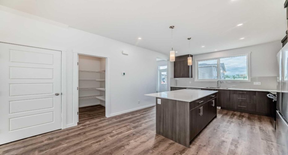72 Wedderburn Drive, Okotoks, Alberta T1S5X2, 3 Bedrooms Bedrooms, ,3 BathroomsBathrooms,Residential,For Sale,Wedderburn Drive,A2303207