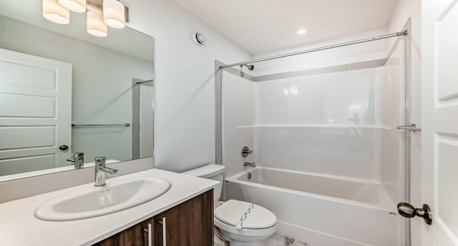72 Wedderburn Drive, Okotoks, Alberta T1S5X2, 3 Bedrooms Bedrooms, ,3 BathroomsBathrooms,Residential,For Sale,Wedderburn Drive,A2303207