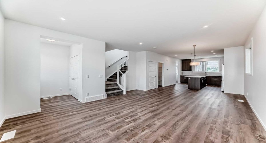 72 Wedderburn Drive, Okotoks, Alberta T1S5X2, 3 Bedrooms Bedrooms, ,3 BathroomsBathrooms,Residential,For Sale,Wedderburn Drive,A2303207