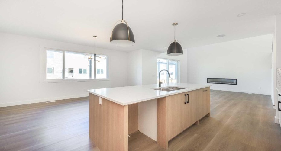 105 Waterford Passage, Chestermere, Alberta T1X 3B4, 5 Bedrooms Bedrooms, ,4 BathroomsBathrooms,Residential,For Sale,Waterford,A2303213