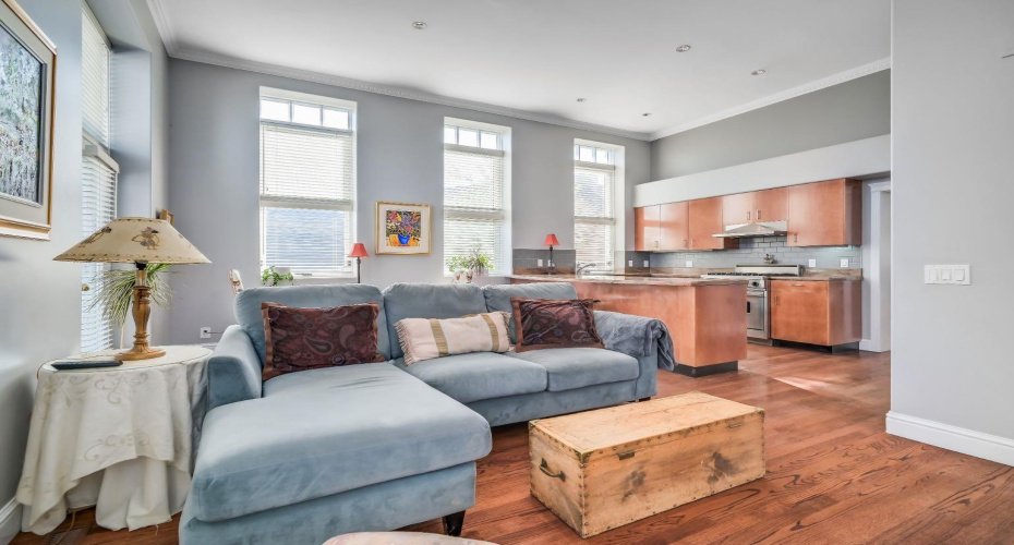 3650 2 Street, Calgary, Alberta T2S1T8, 2 Bedrooms Bedrooms, ,3 BathroomsBathrooms,Residential,For Sale,2,A2303414