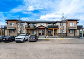 2781 Chinook Winds Drive, Airdrie, Alberta T4B 3S5, 2 Bedrooms Bedrooms, ,1 BathroomBathrooms,Residential,For Sale,Chinook Winds,A2303419